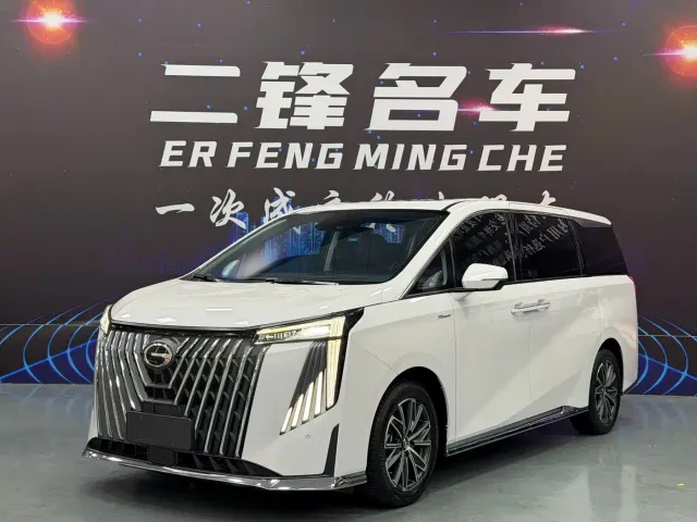 Фотография автомобиля — GAC Trumpchi M8