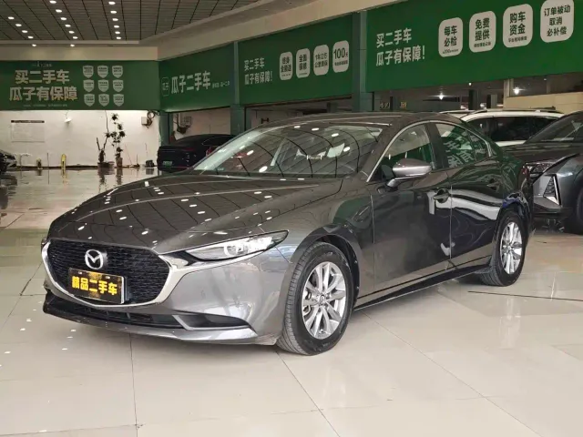 Фотография автомобиля — Mazda Axela