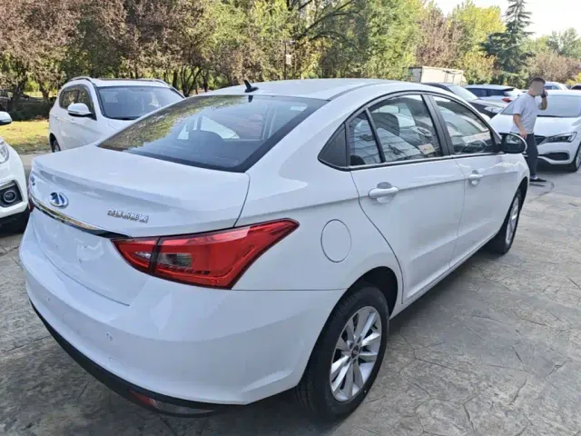 Chery Arrizo e — Фото автомобиля 6