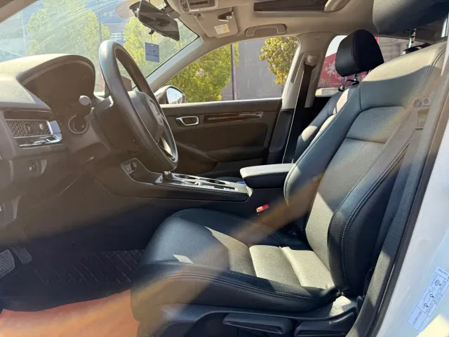 Honda Civic — Фото автомобиля 4