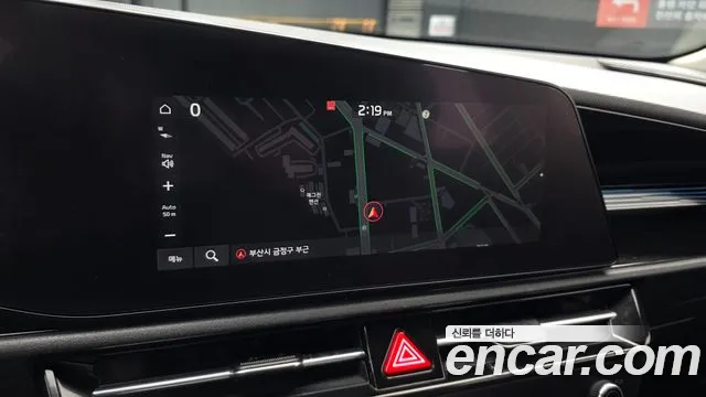 Kia Niro New — Фото автомобиля 21