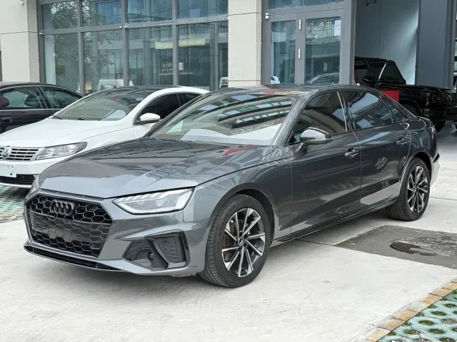 Audi A4L — Фото автомобиля 2