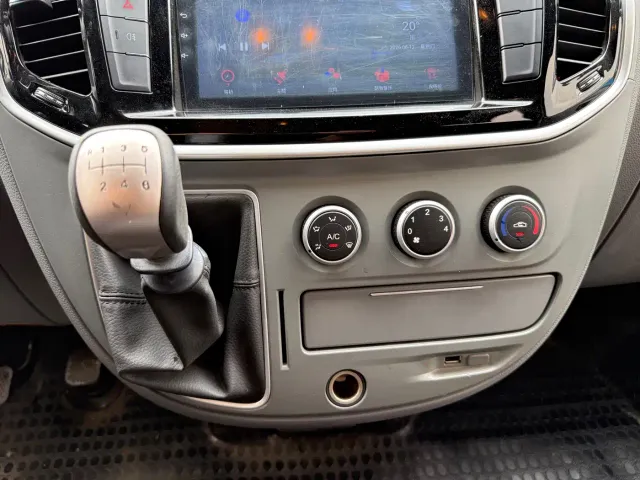 Maxus Xintu V80 — Фото автомобиля 12