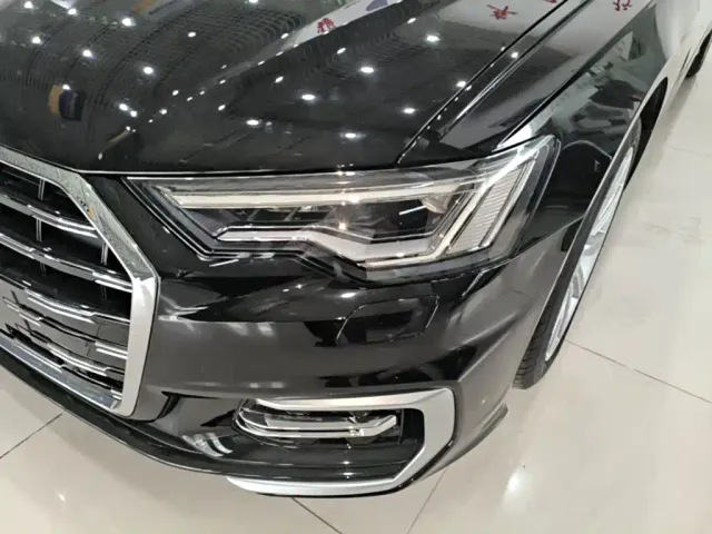 Audi A6L — Фото автомобиля 23