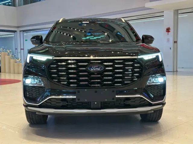 Ford Territory — Фото автомобиля 2