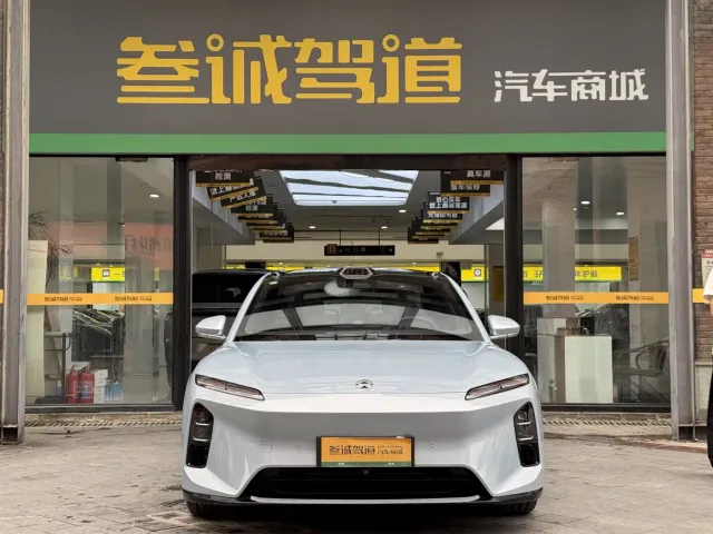 NIO NIO ET5T 2025 75kWh Touring — Фото автомобиля 2