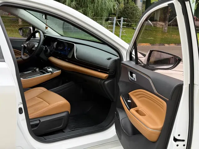 GAC Aion S — Фото автомобиля 14