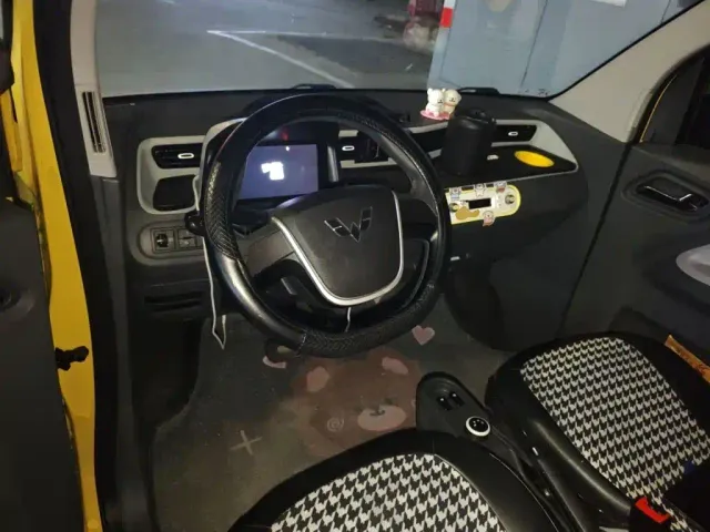 Wuling Hongguang Mini EV — Фото автомобиля 5