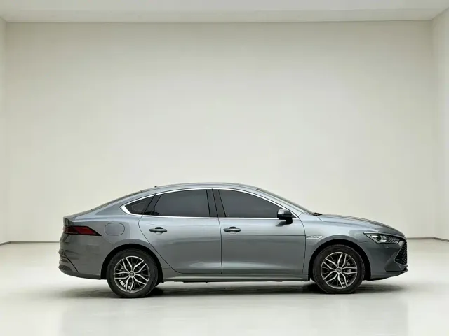 BYD Qin PLUS — Фото автомобиля 9