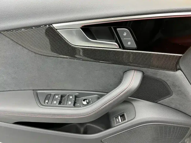Audi S4 — Фото автомобиля 19