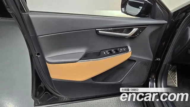 Kia EV6 — Фото автомобиля 12