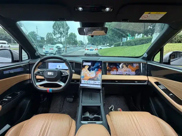 Geely Galaxy L7 — Фото автомобиля 13