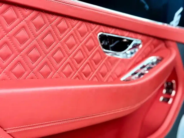 Bentley Continental — Фото автомобиля 13