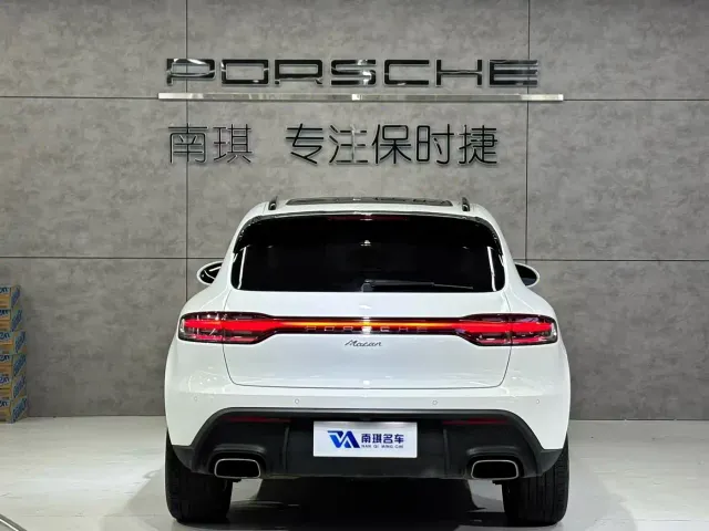 Porsche Macan — Фото автомобиля 4