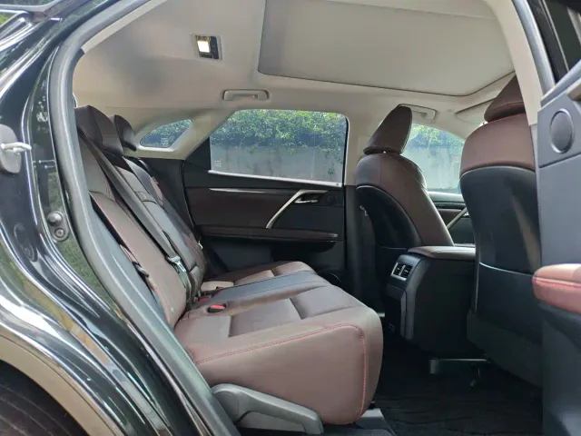 Lexus RX — Фото автомобиля 6