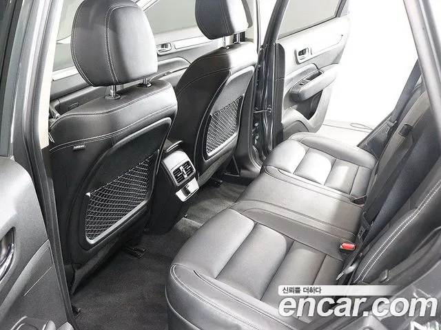 Renault-KoreaSamsung QM6 Новый QM6 2.0 LPe LE Signature 2WD — Фото автомобиля 15