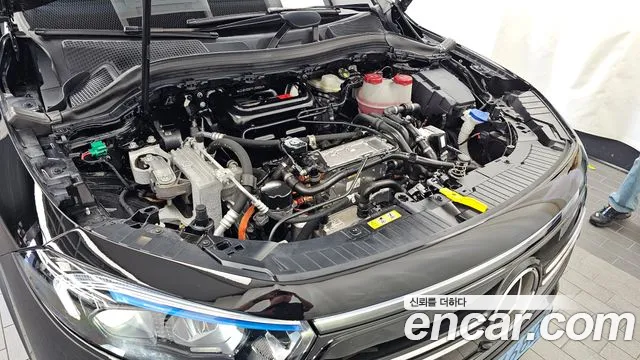 Mercedes-Benz EQA H243 — Фото автомобиля 9
