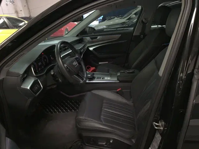 Audi A6L — Фото автомобиля 14