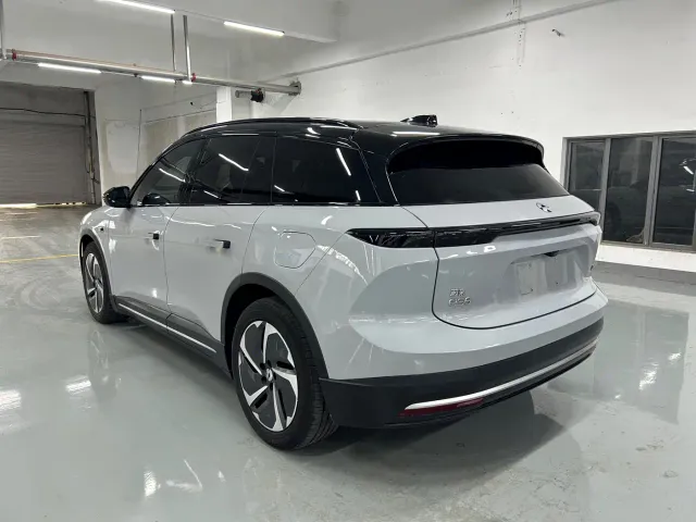 Nio ES6 — Фото автомобиля 13