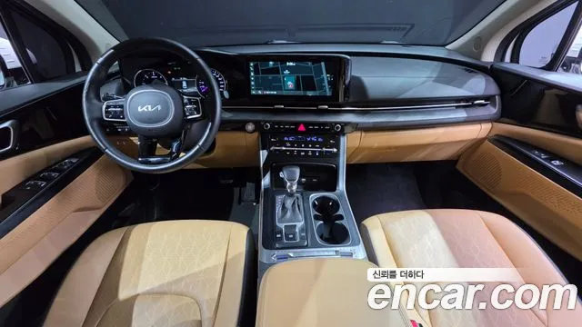 Kia Carnival Generation 4 — Фото автомобиля 10