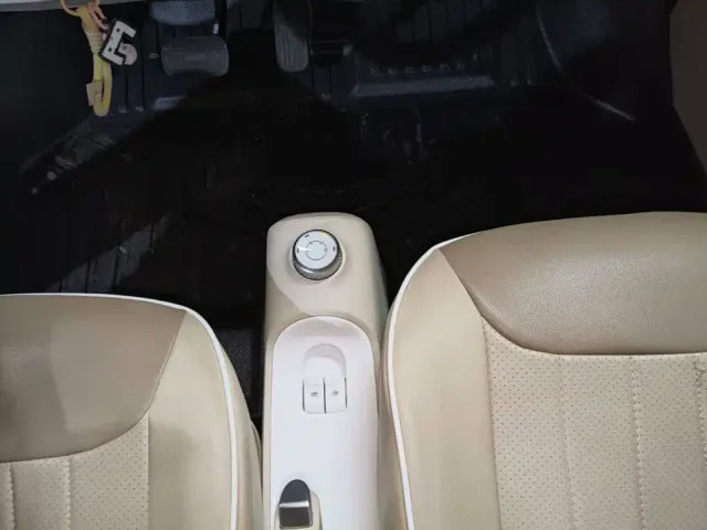 Wuling Hongguang Mini EV — Фото автомобиля 13