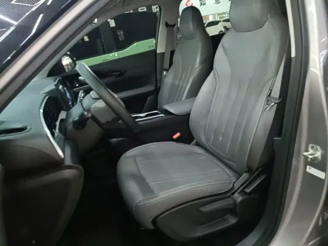 Geely Starry Wish — Фото автомобиля 14