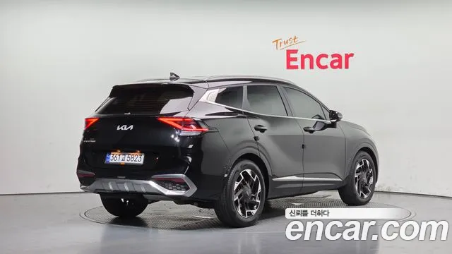 Kia Sportage Sportage 5-е поколение Дизель 2.0 2WD — Фото автомобиля 2