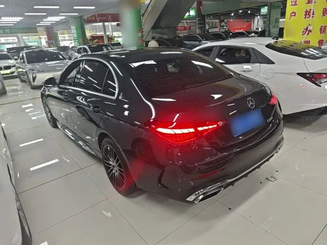Mercedes-Benz C-Class — Фото автомобиля 4