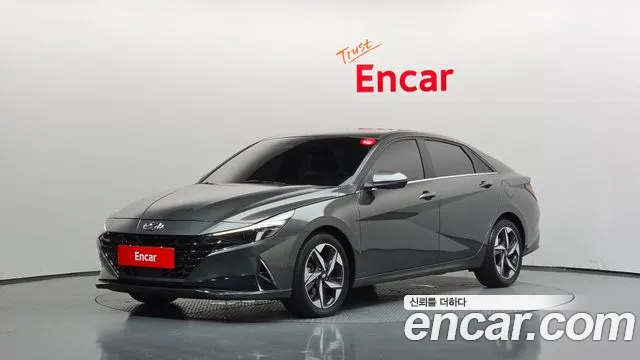 Фотография автомобиля — Hyundai Avante CN7