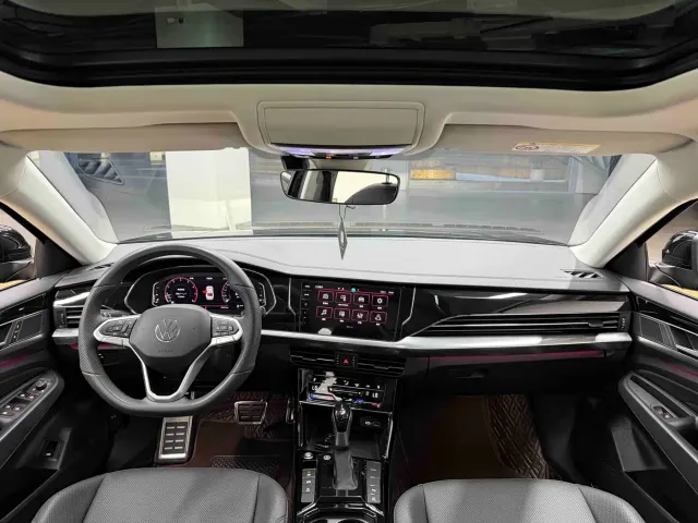 Volkswagen Passat — Фото автомобиля 19