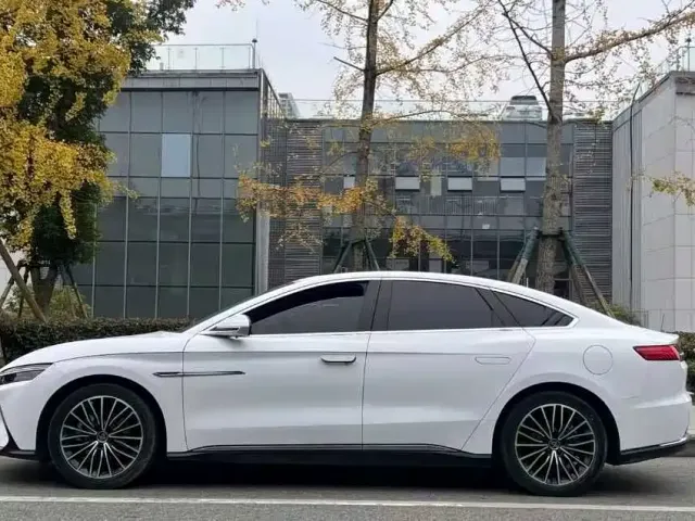 BYD Han — Фото автомобиля 3