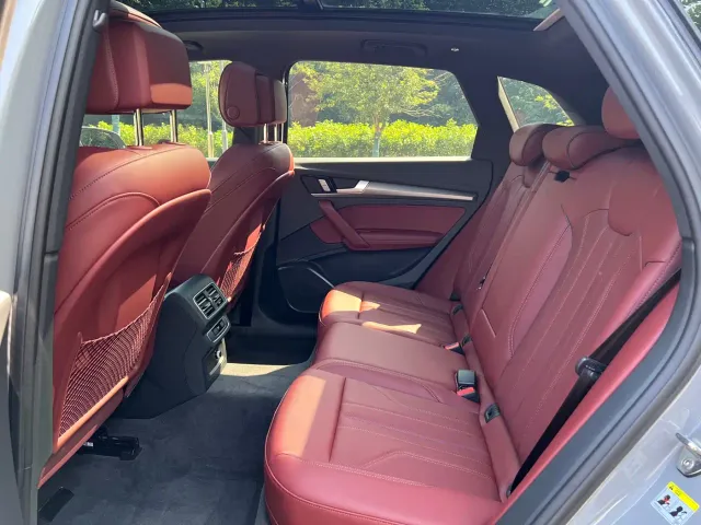 Audi Q5L — Фото автомобиля 7