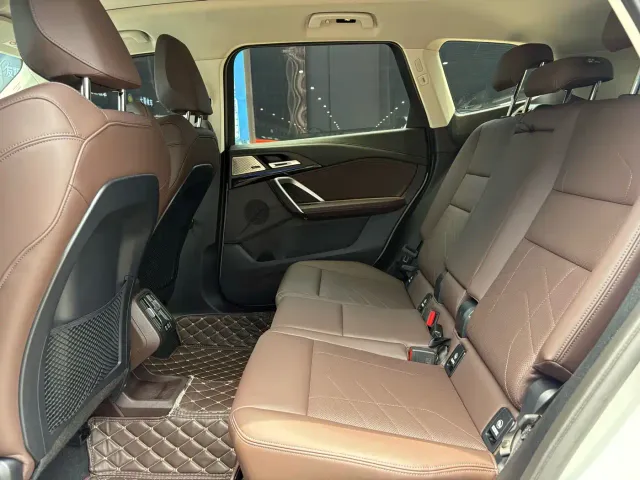 BMW X1 — Фото автомобиля 12