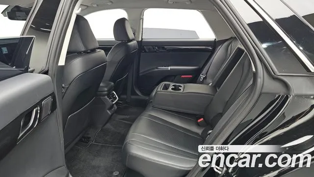 Hyundai Grandeur GN7 — Фото автомобиля 16