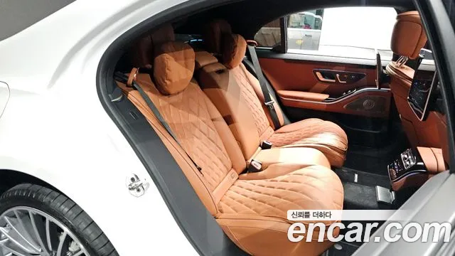Mercedes-Benz S-Class — Фото автомобиля 2