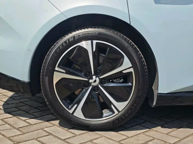 Nio ET5 Touring — Фото автомобиля 11