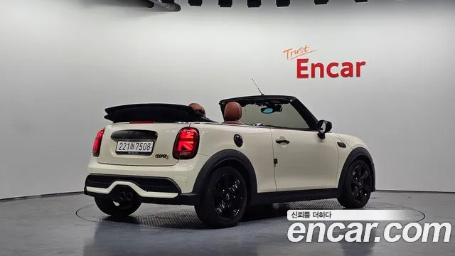 MINI Cooper Convertible — Фото автомобиля 2
