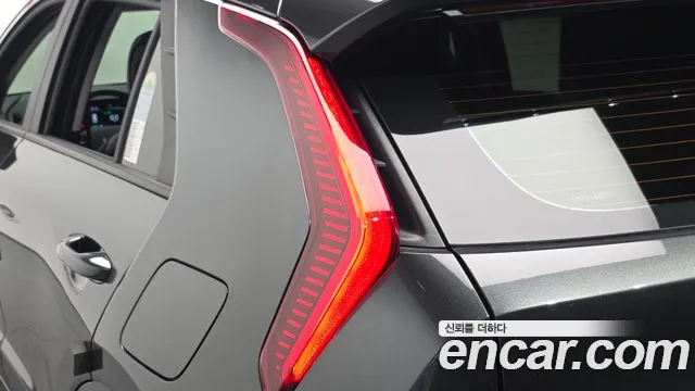 Kia Niro The All New — Фото автомобиля 8