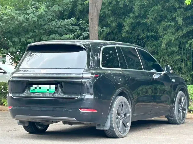 Li Auto L9 — Фото автомобиля 2