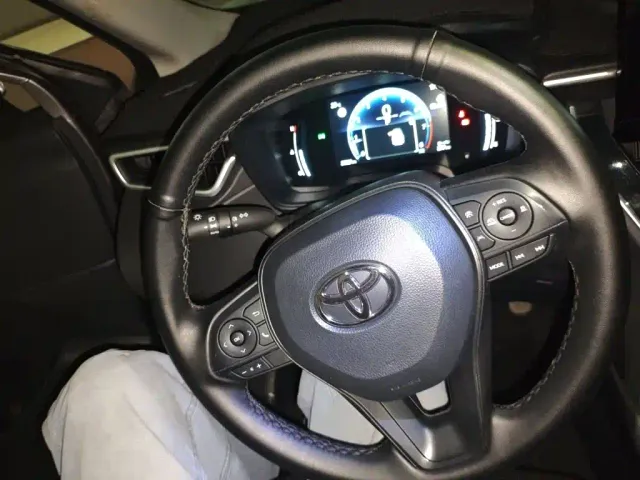 Toyota Corolla Cross — Фото автомобиля 11