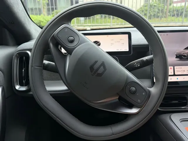 Leapmotor Lafa 5 — Фото автомобиля 16