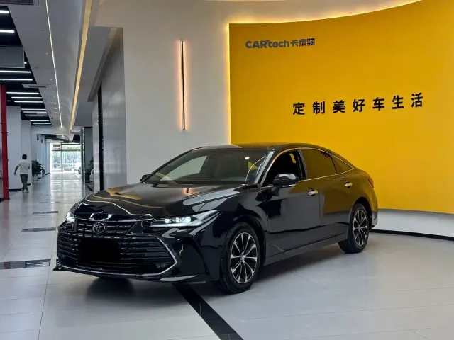 Toyota Avalon — Фото автомобиля 3