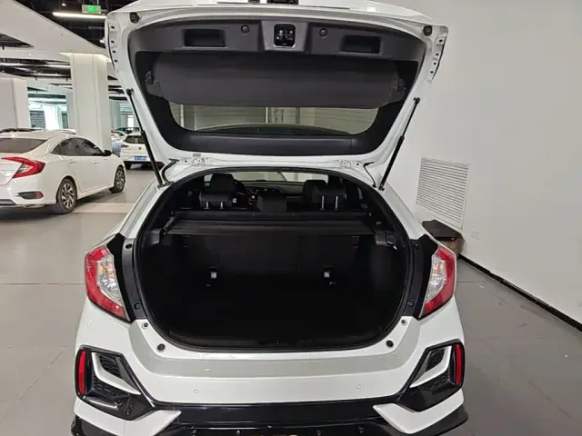 Honda Civic — Фото автомобиля 18