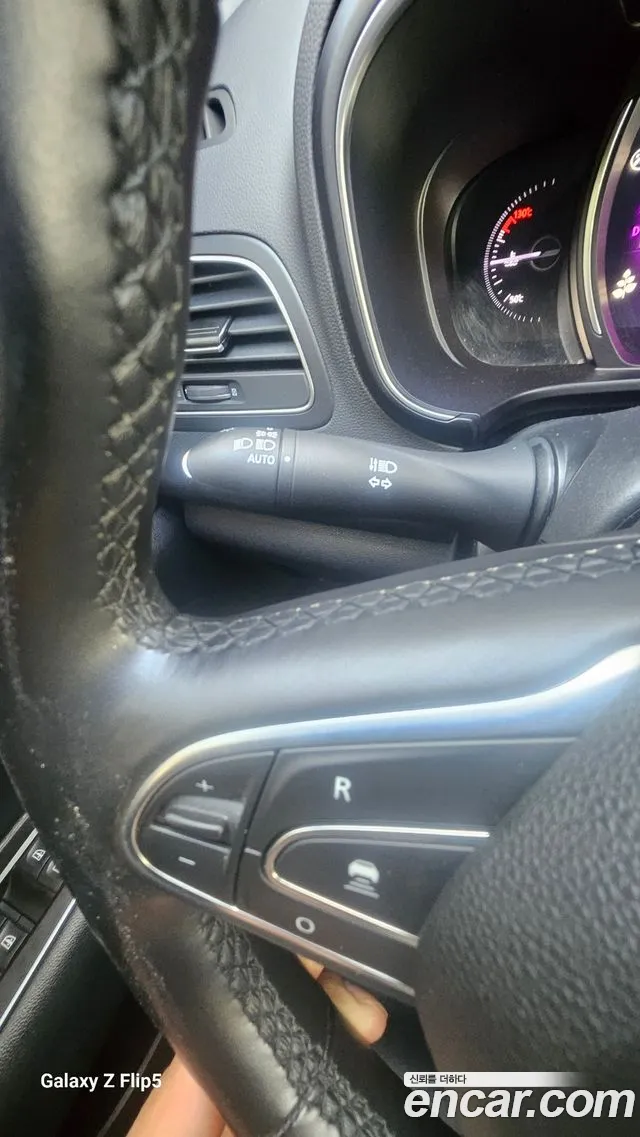 Renault-KoreaSamsung QM6 Новый QM6 2.0 GDe LE Signature 2WD — Фото автомобиля 17