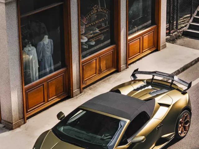 Lamborghini Huracan — Фото автомобиля 3