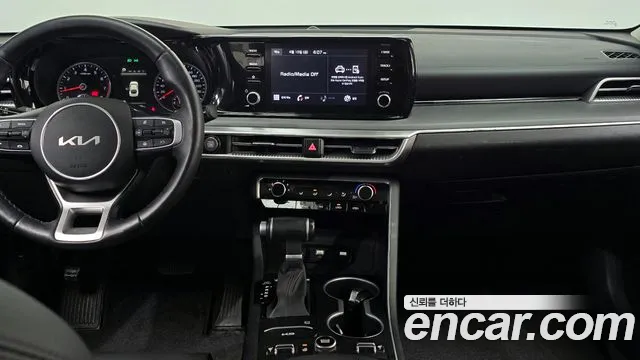 Kia K5 K5 3 поколение 2.0 LPI(Для проката) — Фото автомобиля 19