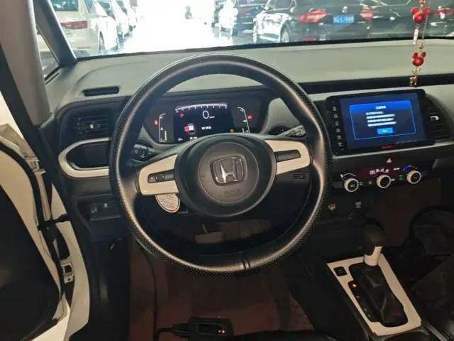 Honda Fit — Фото автомобиля 10