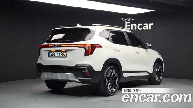 Kia Seltos Бензин 1.6 турбо 2WD — Фото автомобиля 2
