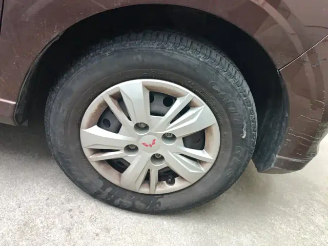 Wuling Hongguang — Фото автомобиля 6