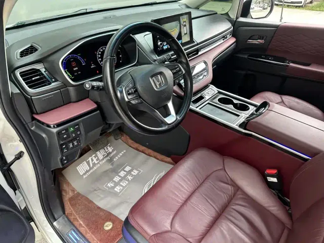 Honda Elysion 2022 2.0L e:HEV Supreme Edition — Фото автомобиля 11